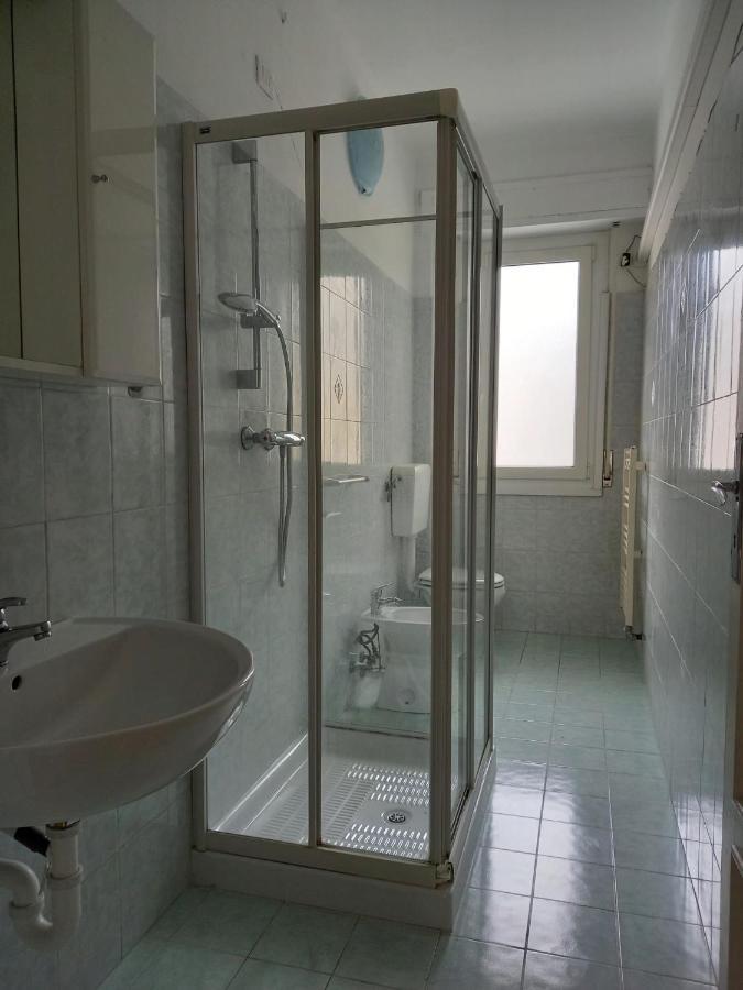 Sanremo Holiday Bagian luar foto