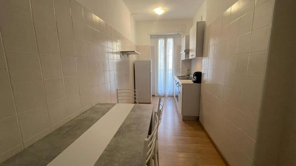 Sanremo Holiday Bagian luar foto